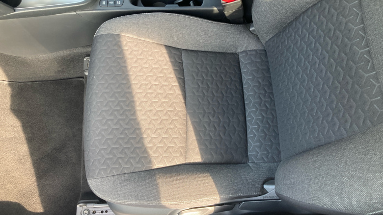 Toyota Yaris Cross 1.5 Hybrid Design 5dr CVT Hybrid Estate